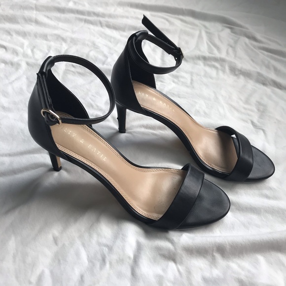 Kelly & Katie strappy matte black heels - Picture 5 of 5